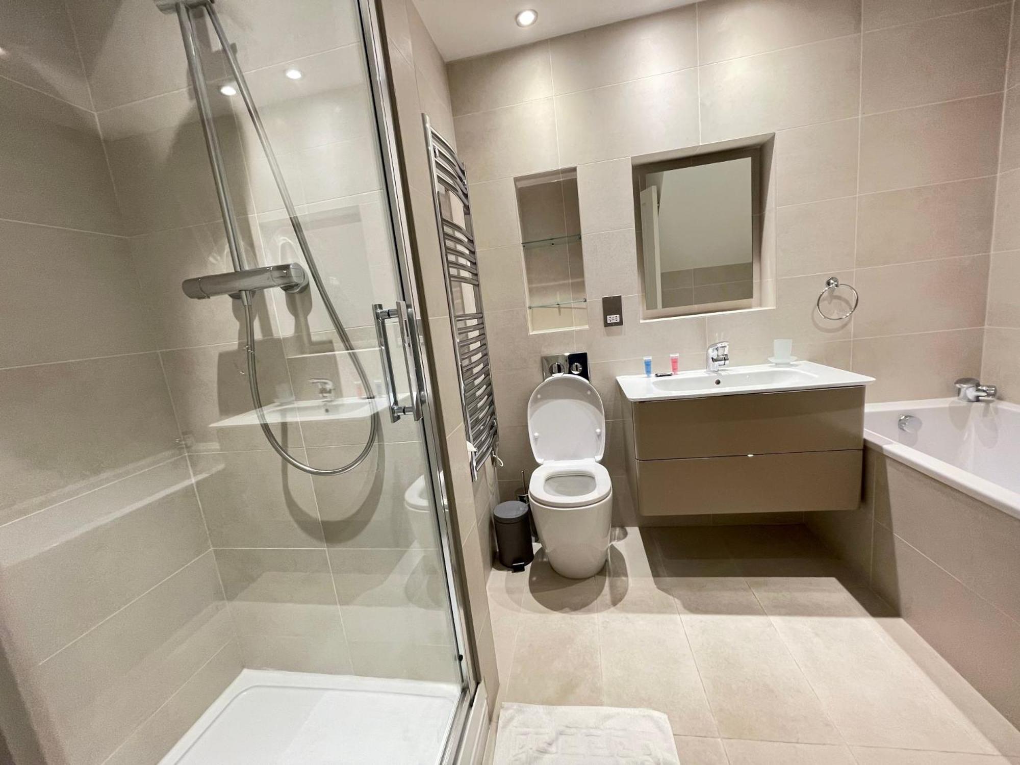 Drury Lane Residences Лондон Экстерьер фото